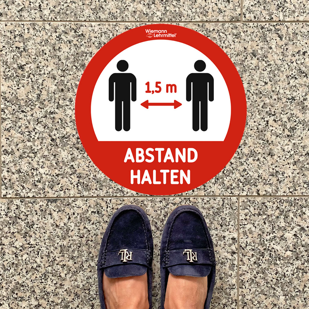 Fußboden-Aufkleber „Abstand halten“